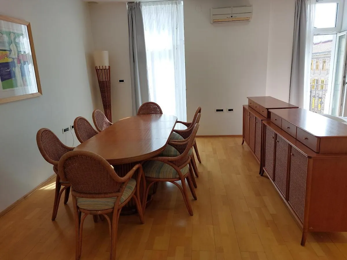 Apartman Lorenzo Apartment Rijeka Croatia